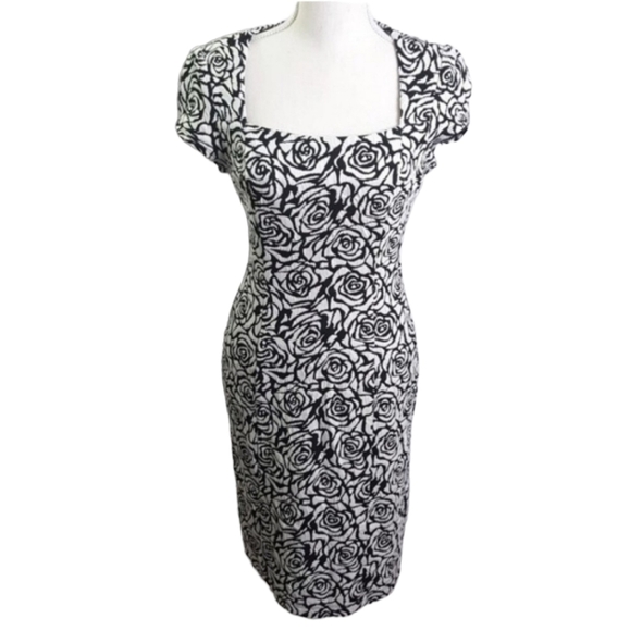 Forever 21 Black & White Floral Dress - Picture 1 of 8